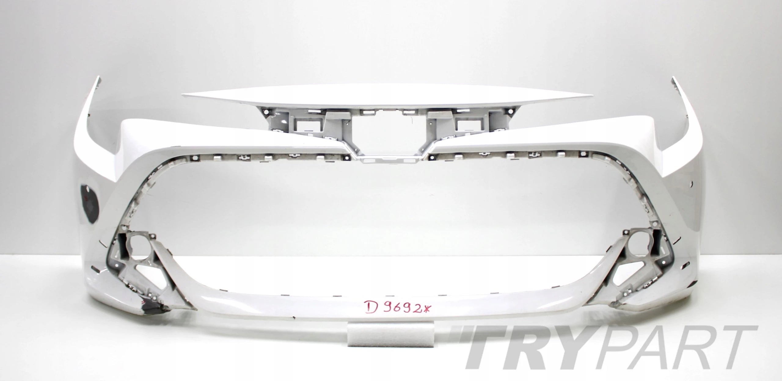 TOYOTA COROLLA E21 FRONT BUMPER ORG