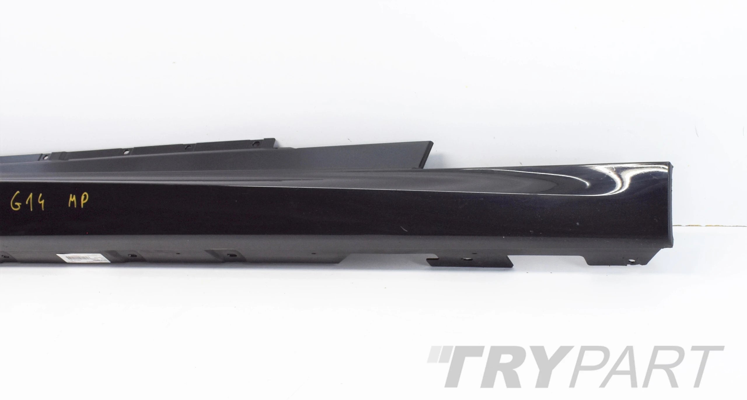 BMW 8 G14 M PACKAGE RIGHT SILL PANEL OEM