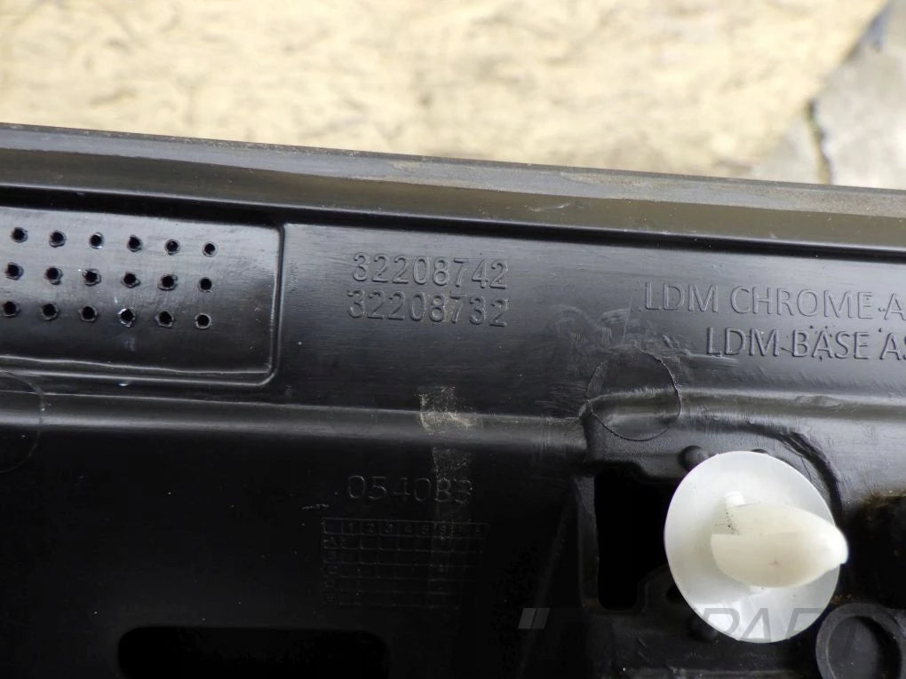 VOLVO XC60 XC 60 2 II 17- Front Left Door Molding Rear