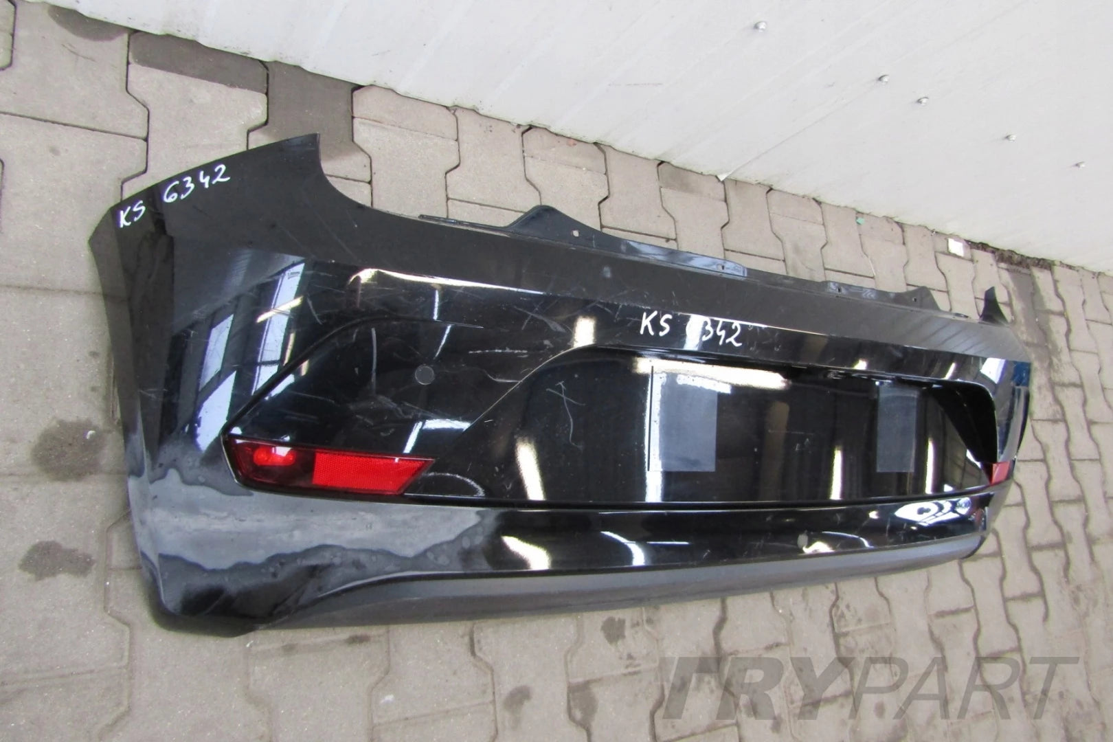 VW Up 1S6 Lift 16- Rear Bumper (Camera + PDC)