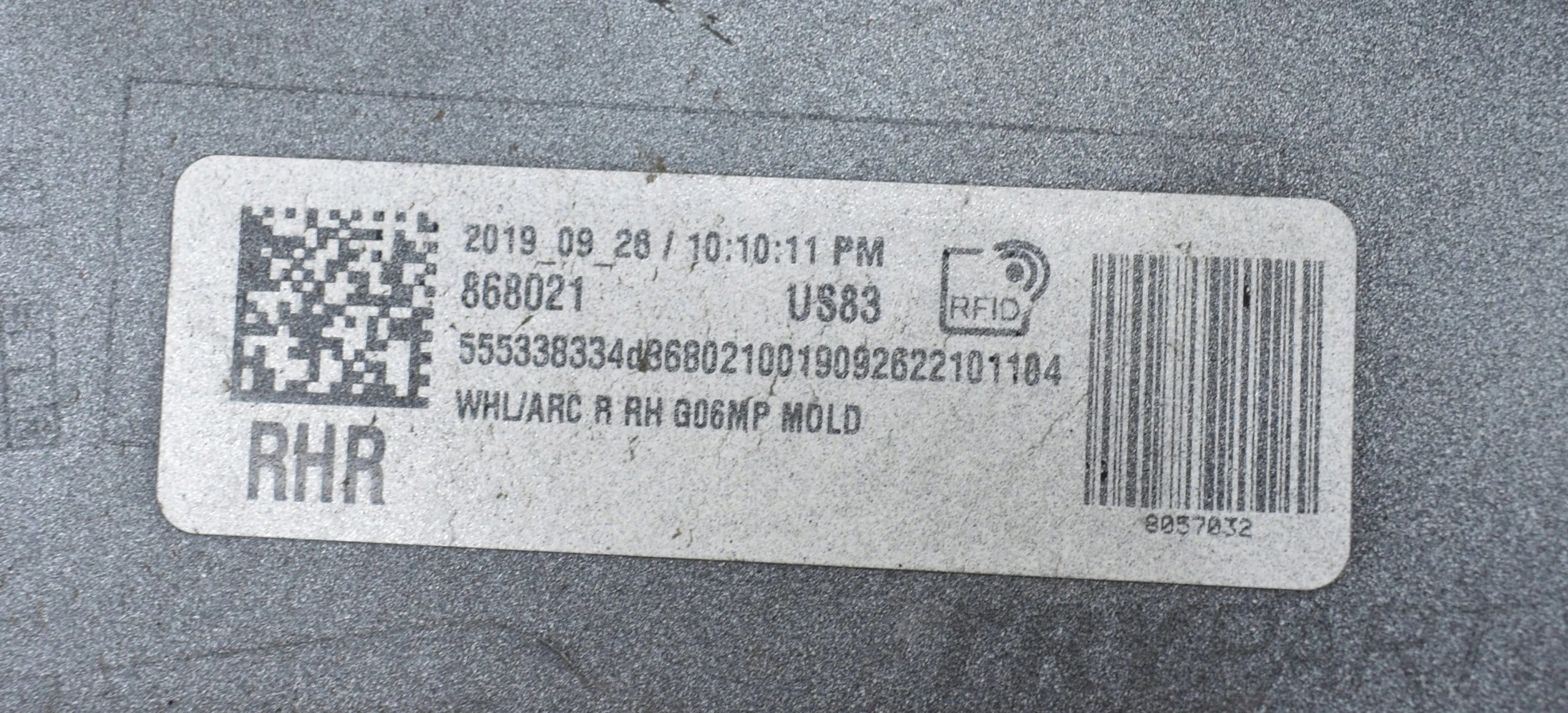 BMW X6 G06 M PACKAGE REAR FENDER MOULDING RIGHT ORG