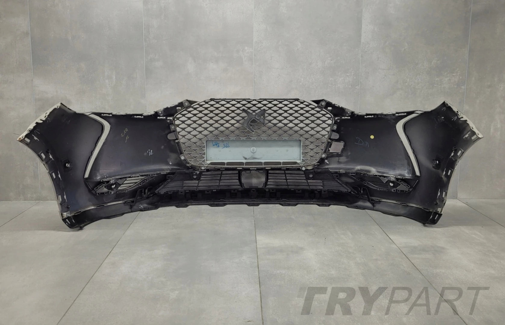 Front bumper for Citroen DS3 Crossback 19-