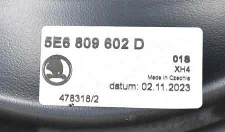 SKODA OCTAVIA IV 5E6 5E3 RIGHT SILL COVER ORG