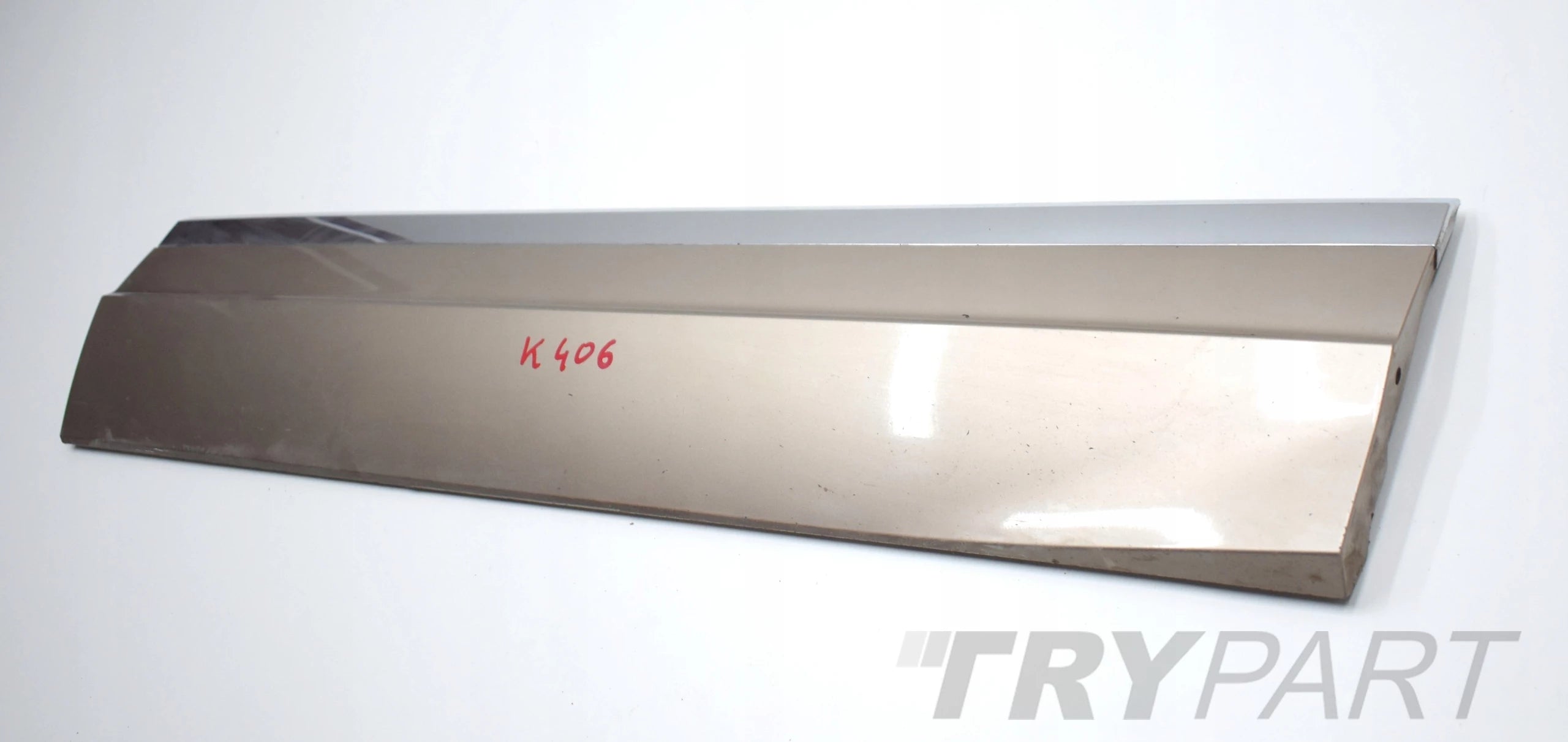 VW TOUAREG 760 R LINE RIGHT DOOR STRIP FRONT ORIGINAL