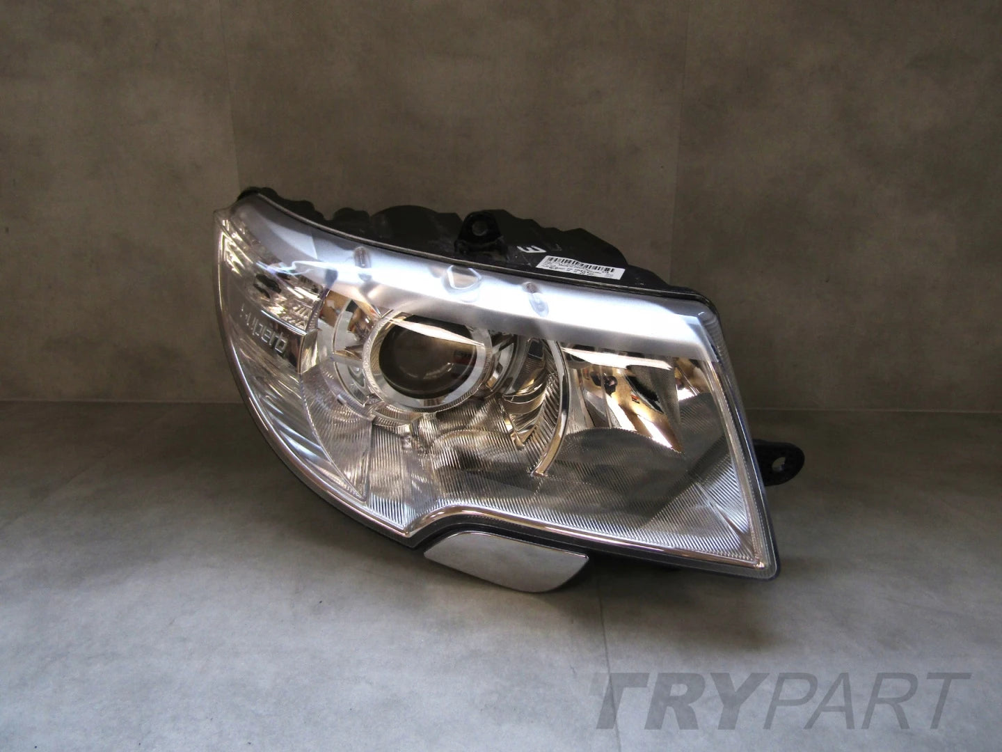 HEADLIGHT SKODA SUPERB II 2 STANDARD LENS 08-13 RH 3T1941018C