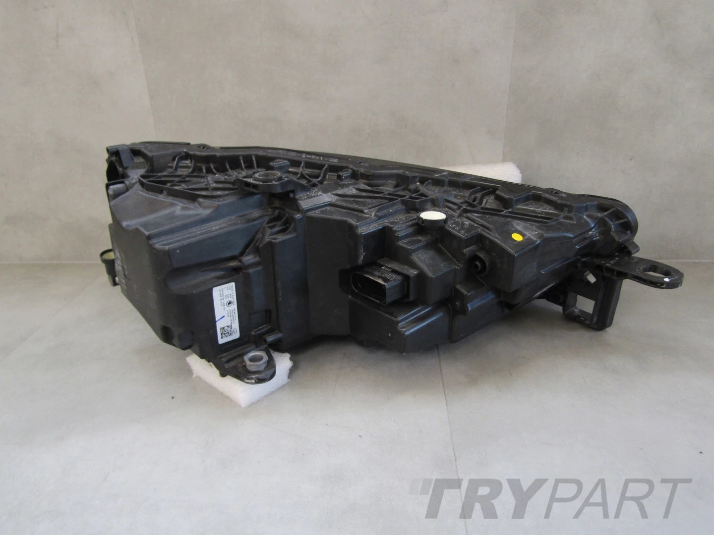 FRONT HEADLIGHT SKODA SCALA FULL LED 23- LH 655941015