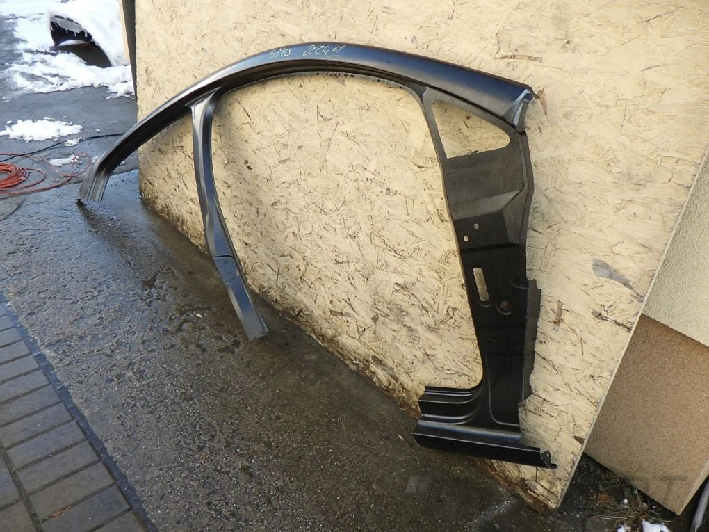 VW GOLF 5 V VI 6 PLUS 5M + Threshold Right Pillar