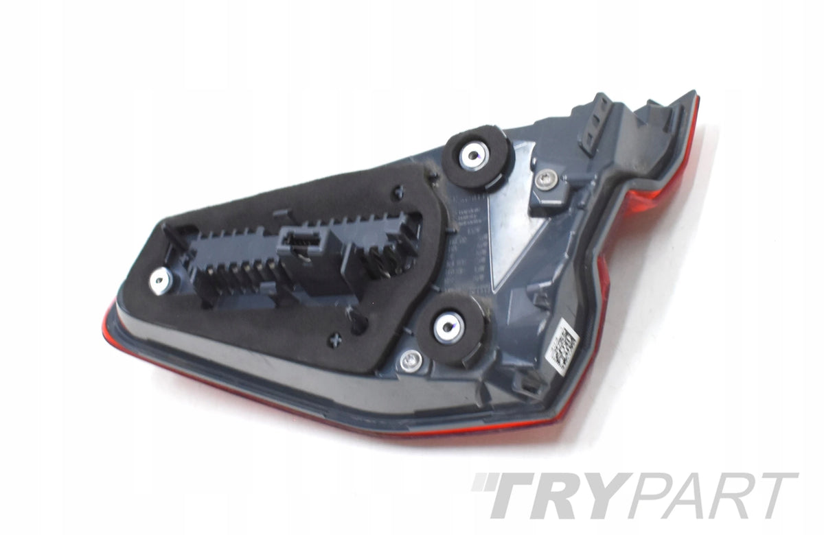 BMW 6 G32 LEFT REAR LIGHT TAILGATE GENUINE EU