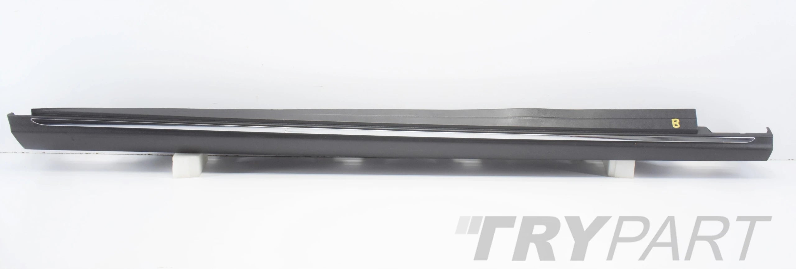 MERCEDES ML W166 DOOR SILL STRIP RIGHT +CHROME