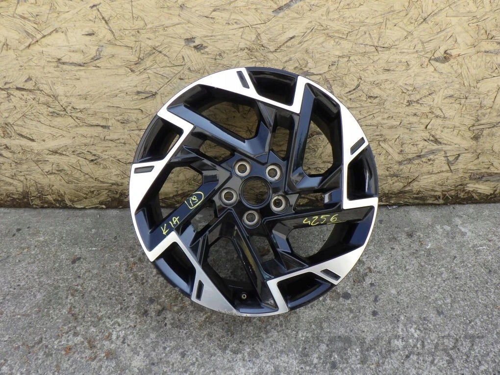 KIA SPORTAGE GT 7.5J x 19 ET 51 5x114.3 52910-R2320 Aluminum Wheel