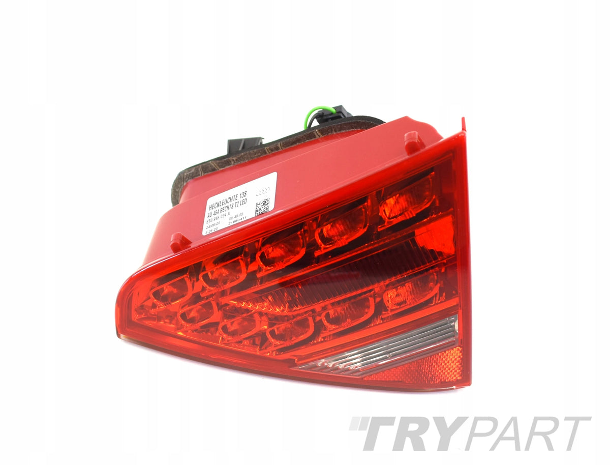 AUDI A5 8T0 SPORTBACK TAILGATE TAIL LIGHT RIGHT ORG EU