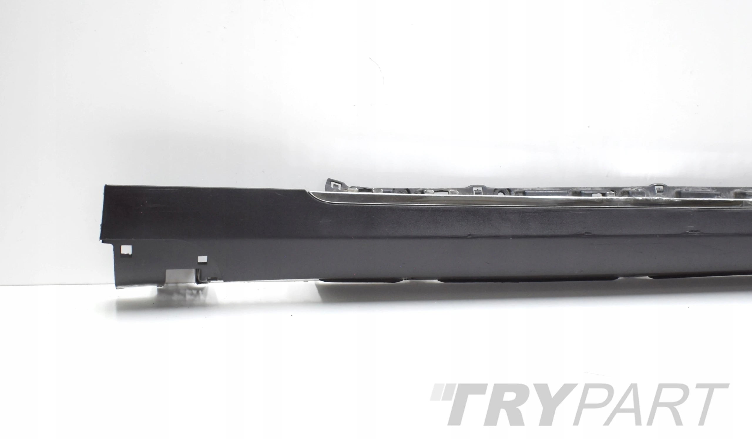 TESLA MODEL S RIGHT DOOR SILL TRIM RIGHT SILL ORG 6005875-00-G