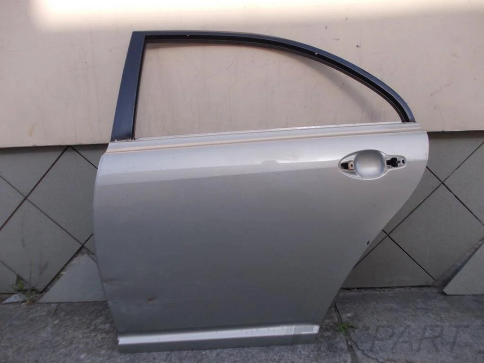 Toyota Avensis II HB Rear Left Door