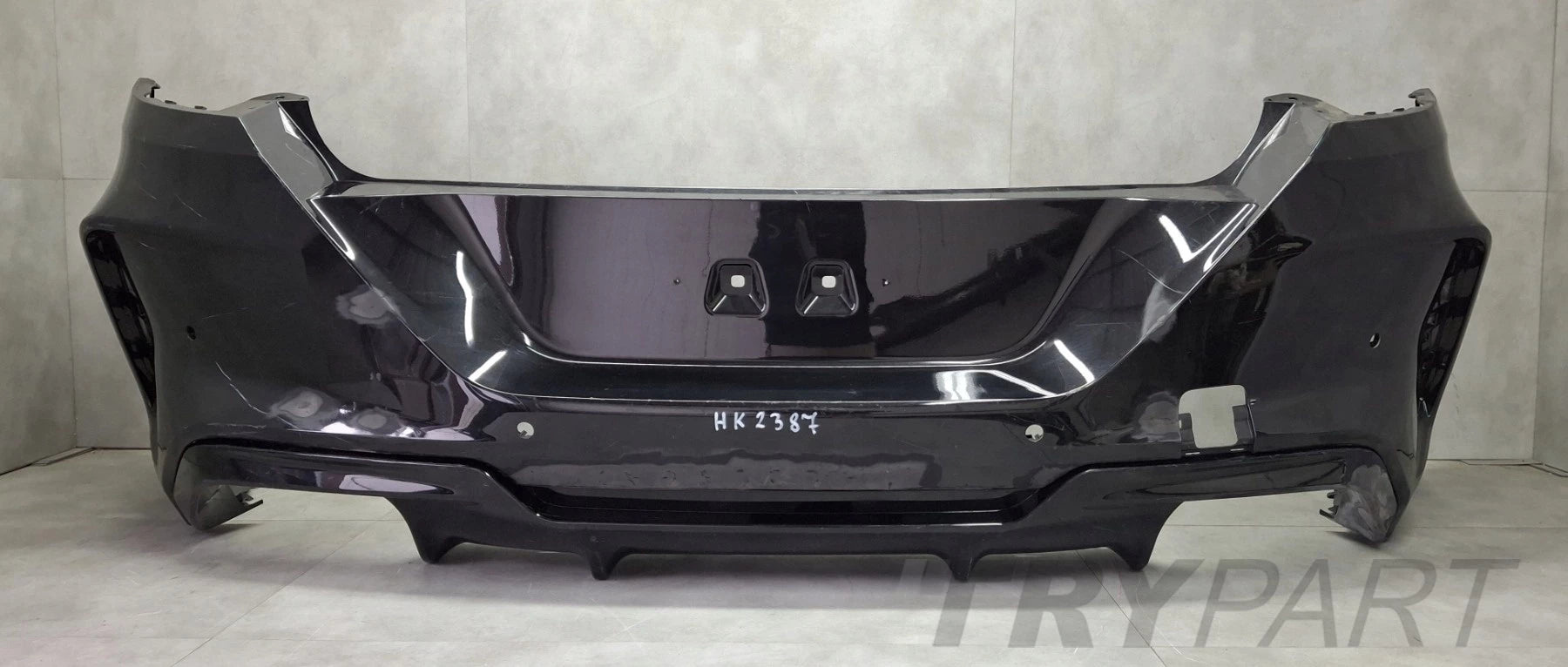 Rear bumper for BMW M8 F91 F92 18-26
