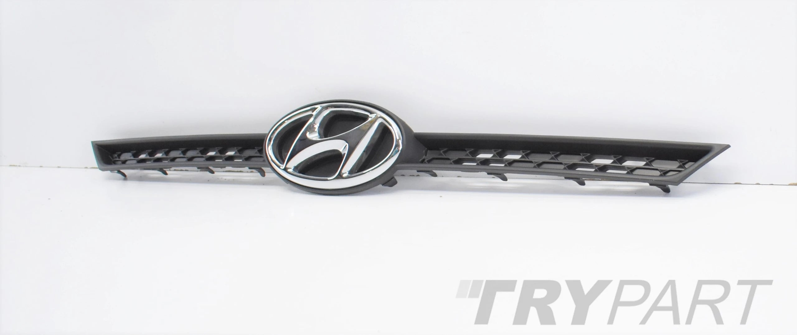 HYUNDAI I20 II FRONT BUMPER GRILLE ORG NEW