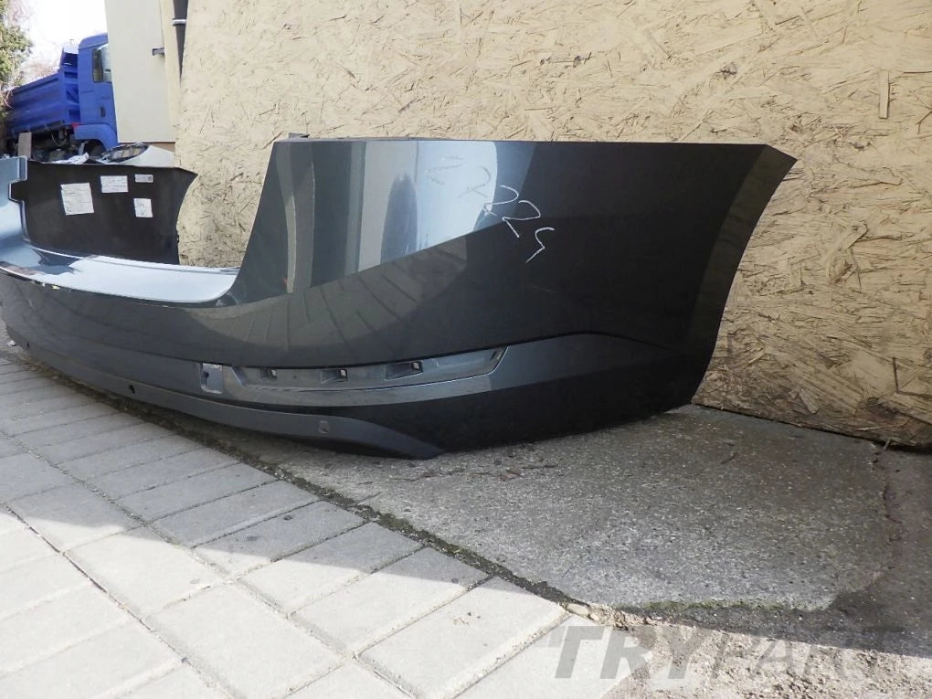 SKODA SUPERB III KOMBI 3V9 Rear Bumper