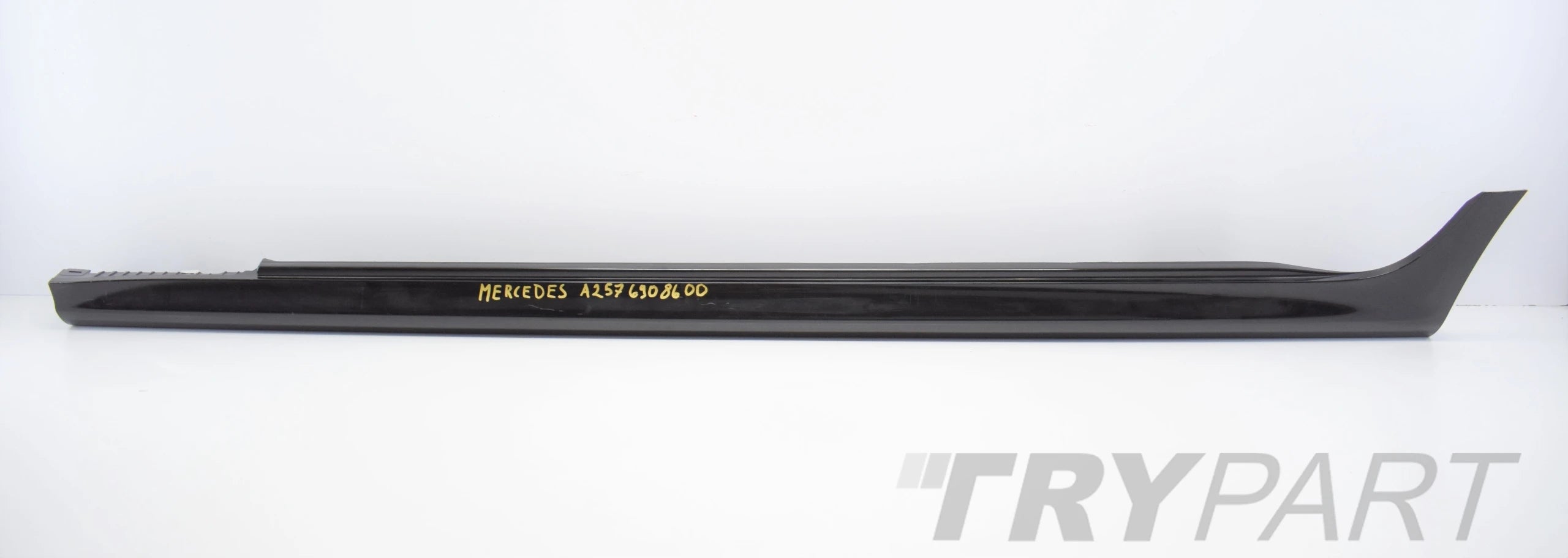 MERCEDES CLS W257 LEFT SILL STRIP ORG