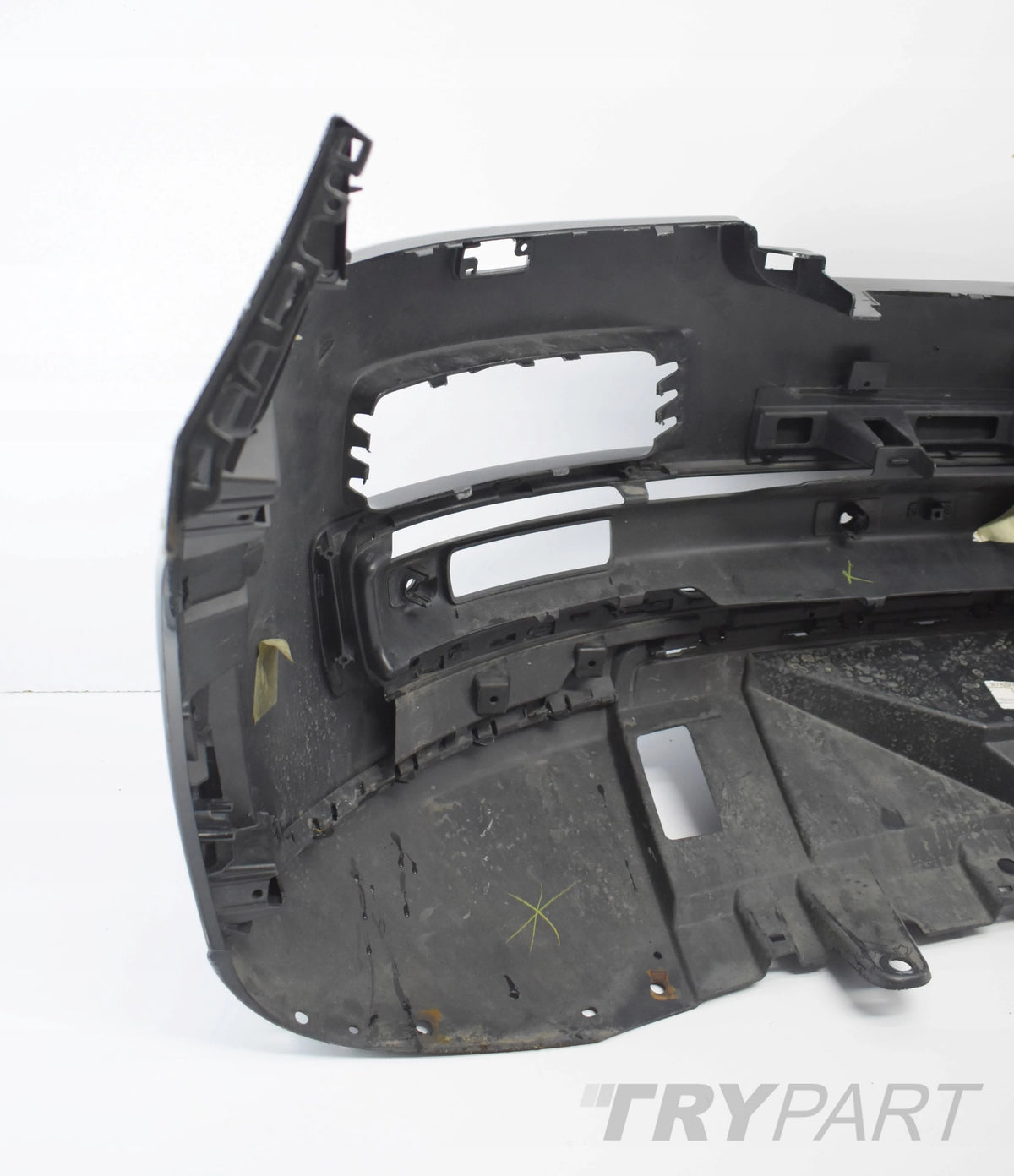 RANGE ROVER VOGUE FRONT BUMPER SUPER CONDITION 13+ ORG