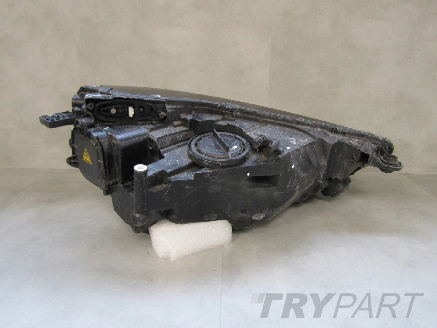 Headlight Audi Q5 80A XENON 16-20 LH 80A941043F