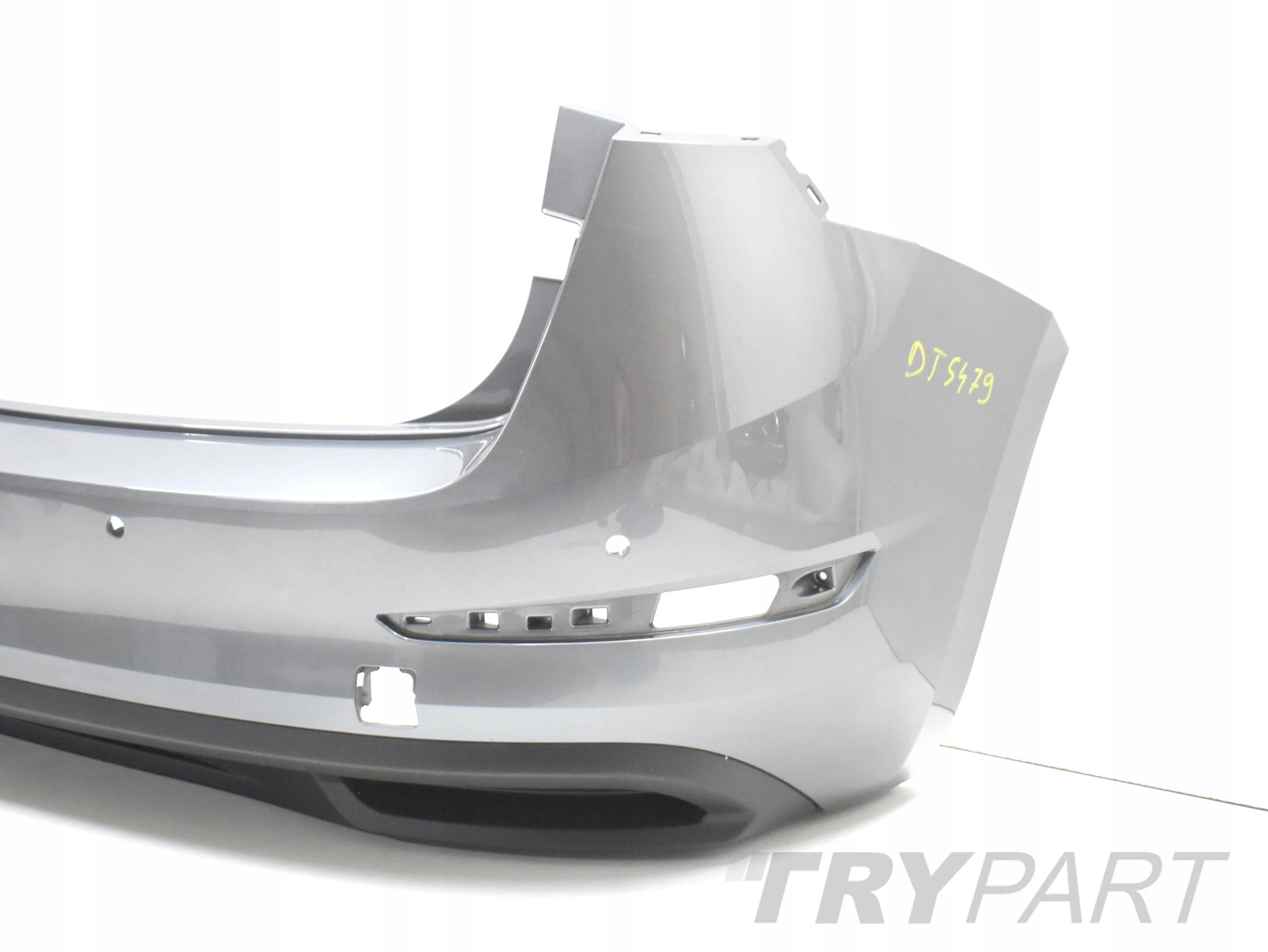 SKODA SCALA 657 REAR BUMPER ORG + BOTTOM