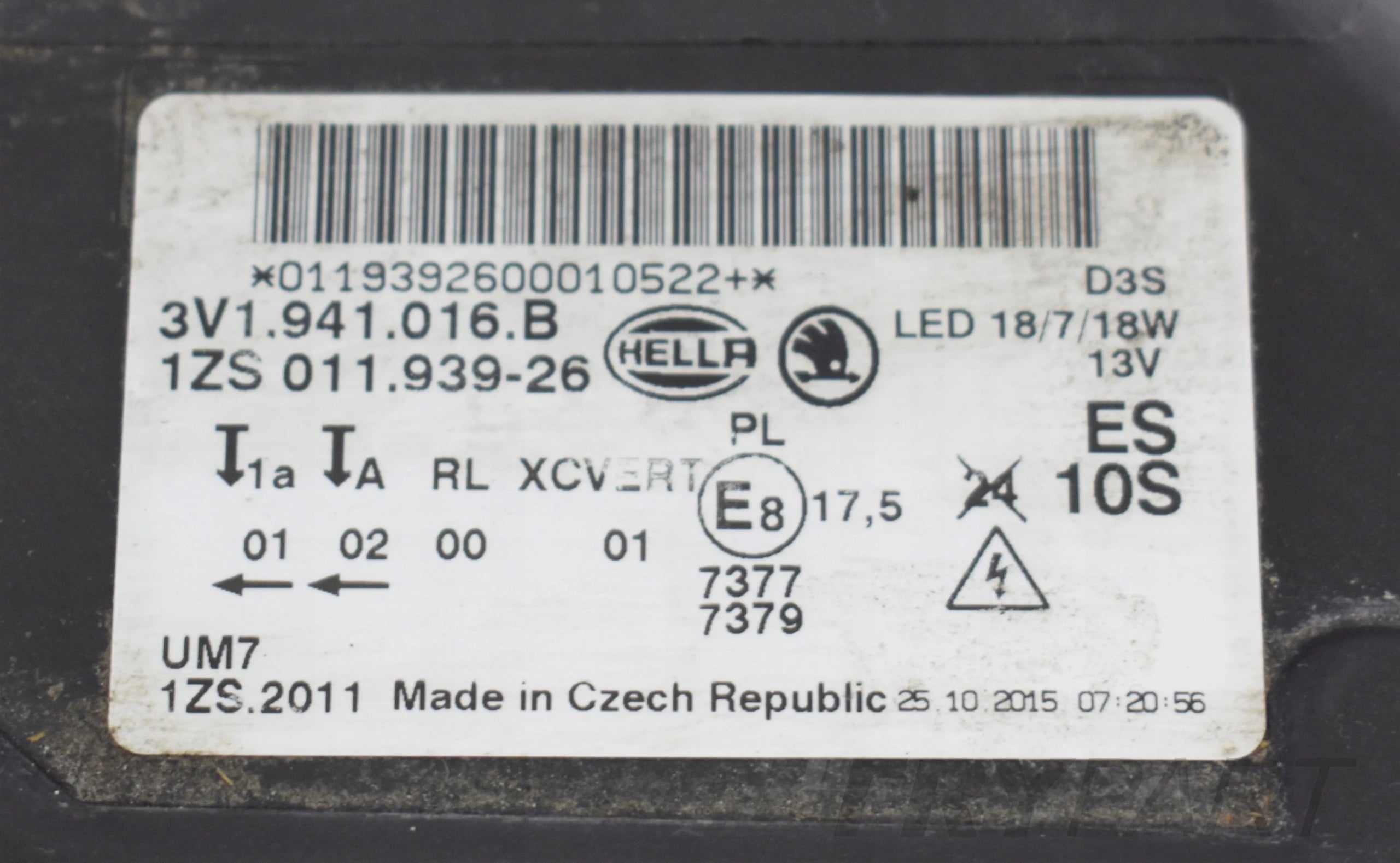 SUPERB III 3V HEADLIGHT RIGHT FRONT EU ORG