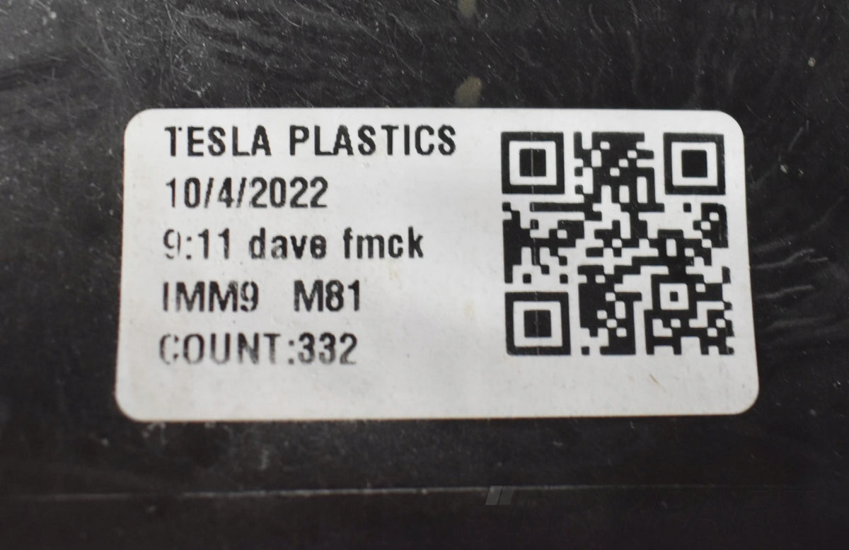 TESLA MODEL S RIGHT SILL MOULDING ORG
