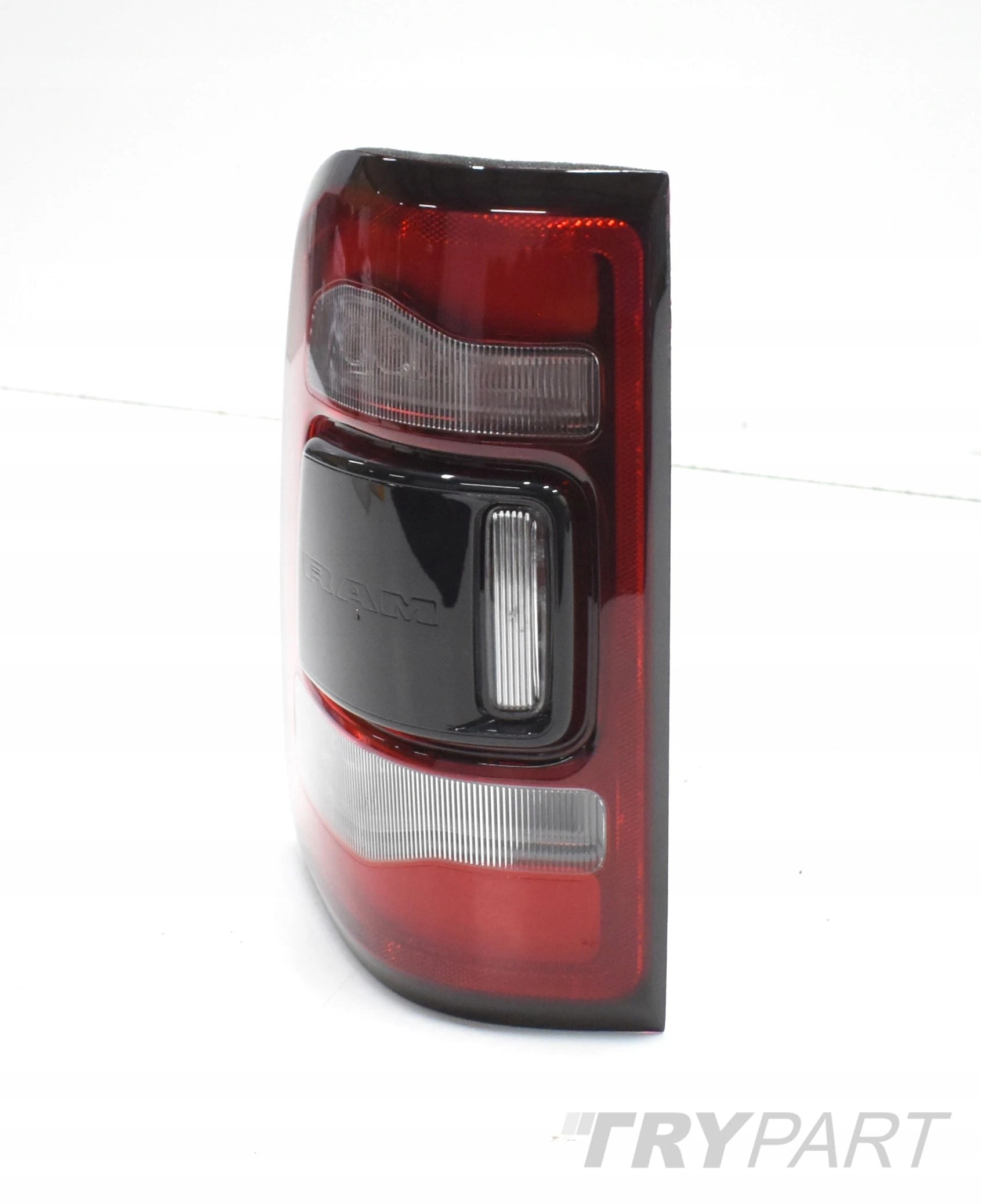DODGE RAM V 1500 LIMITED LEFT REAR TAIL LIGHT LED ORG EU NEW 19-23