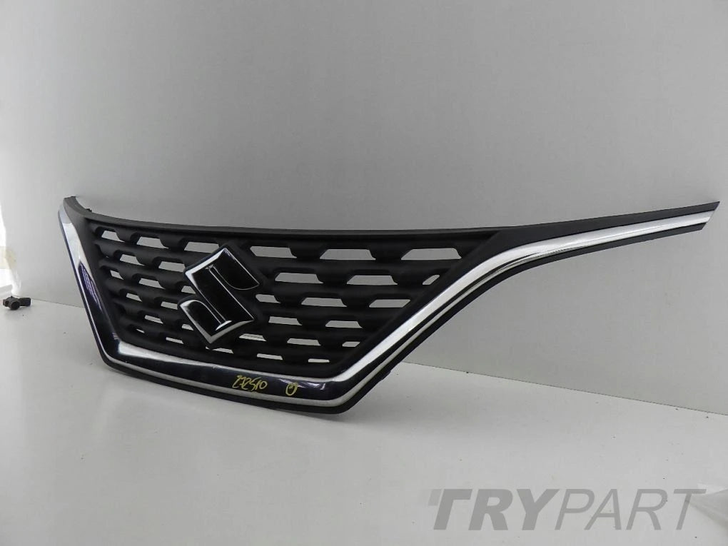 SUZUKI BALENO II 2 15- 71741-68P1 Grille Catch