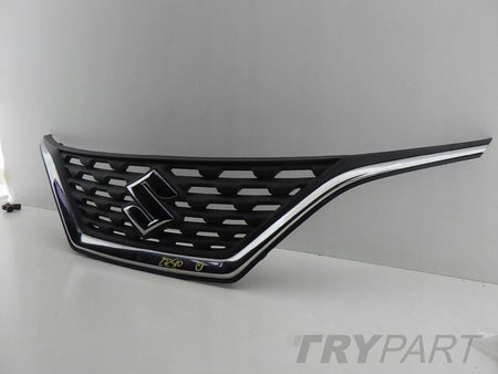 SUZUKI BALENO II 2 15- 71741-68P1 Grille Catch