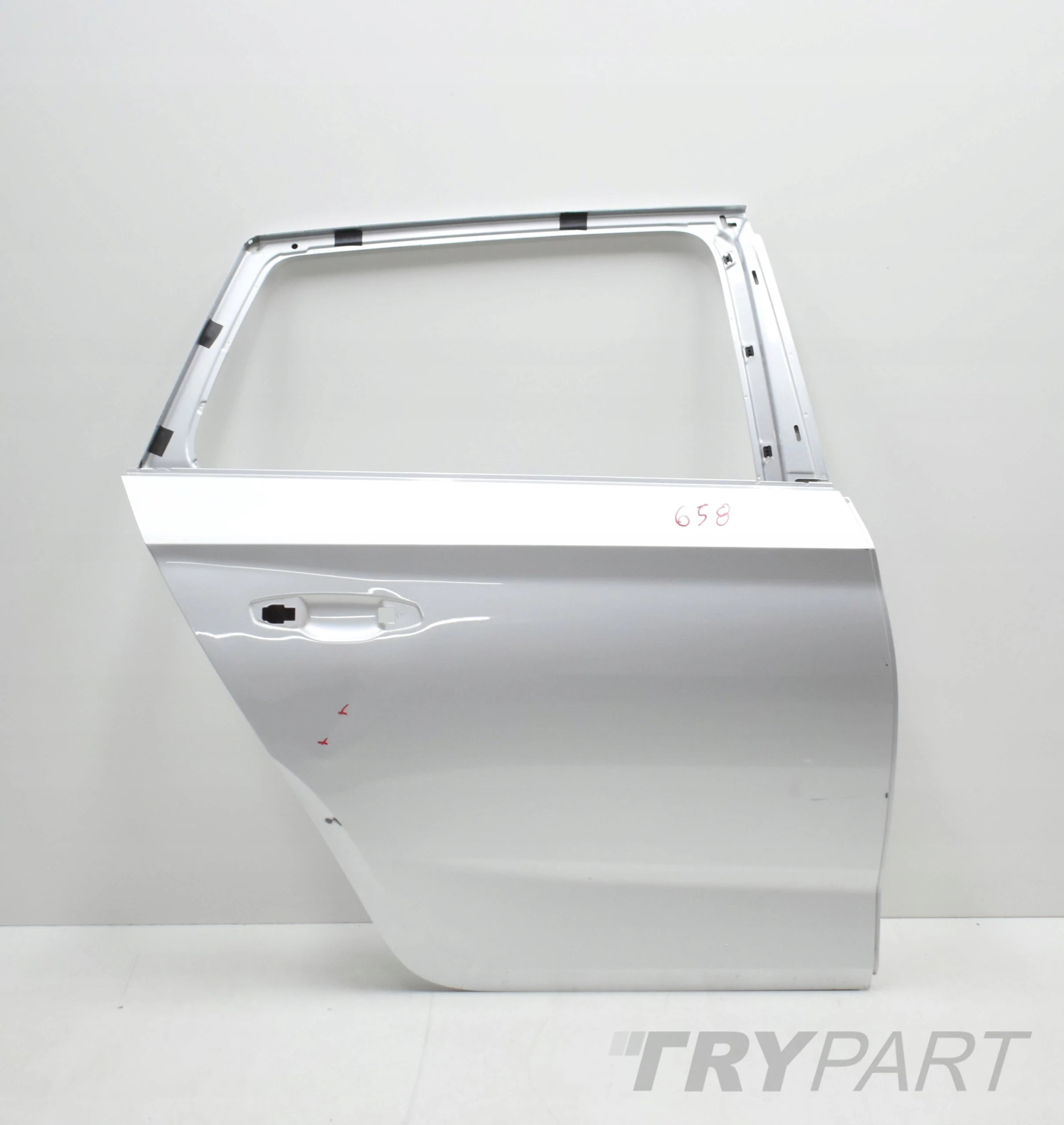 SKODA KAMIQ 658 DOOR RIGHT REAR ORG