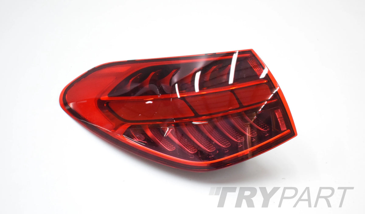 MERCEDES C-CLASS W206 LEFT REAR LED TAIL LIGHT ORG EU ESTATE A2069060101