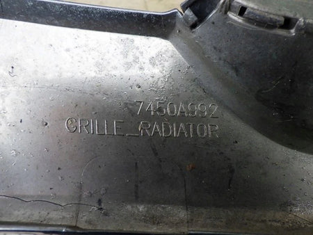 MITSUBISHI OUTLANDER III LIFT 15- Grille Trim