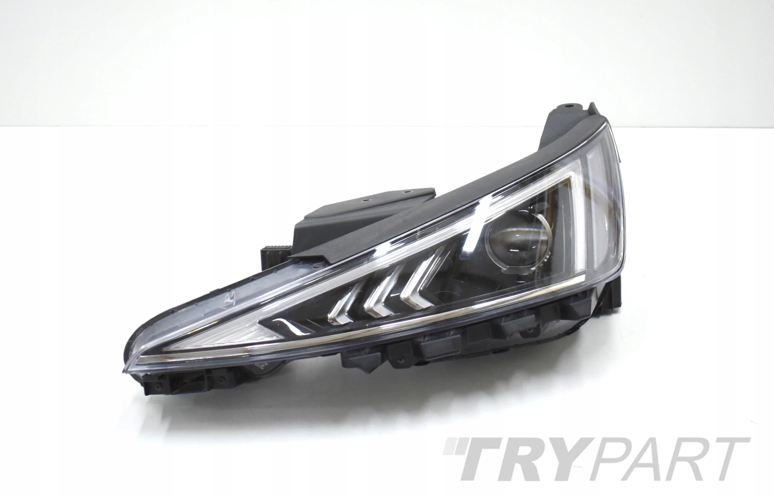 HYUNDAI ELANTRA VI LIFT HEADLIGHT LEFT FRONT ORIGINAL EU