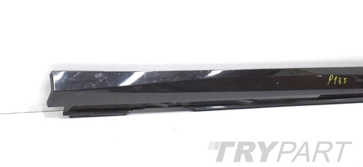 AUDI A6 C8 4K LEFT SILL STRIP ORG STANDARD BASIC