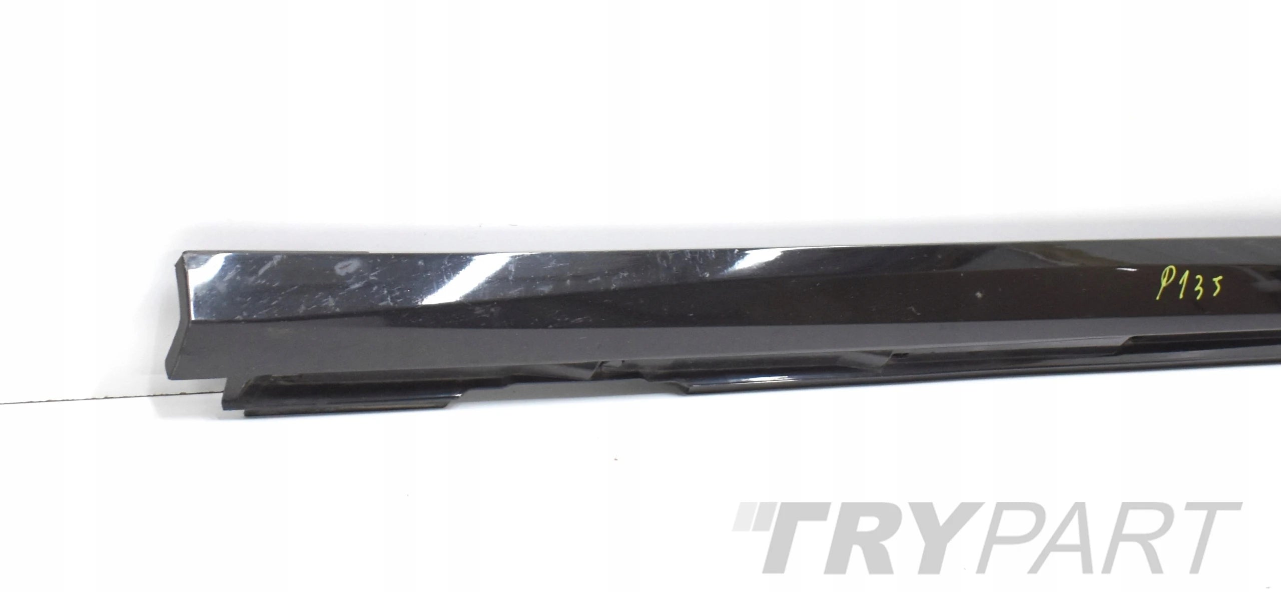 AUDI A6 C8 4K LEFT SILL STRIP ORG STANDARD BASIC
