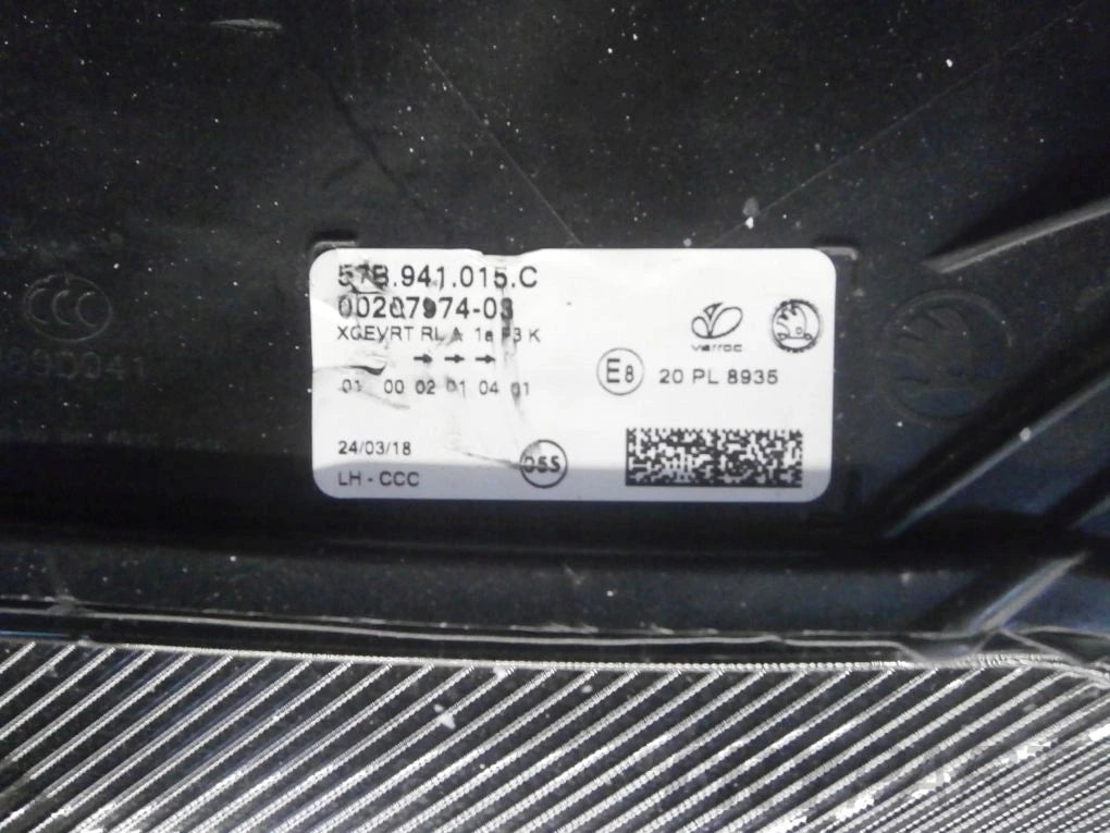SKODA KAROQ FULL LED 17- Left Headlight