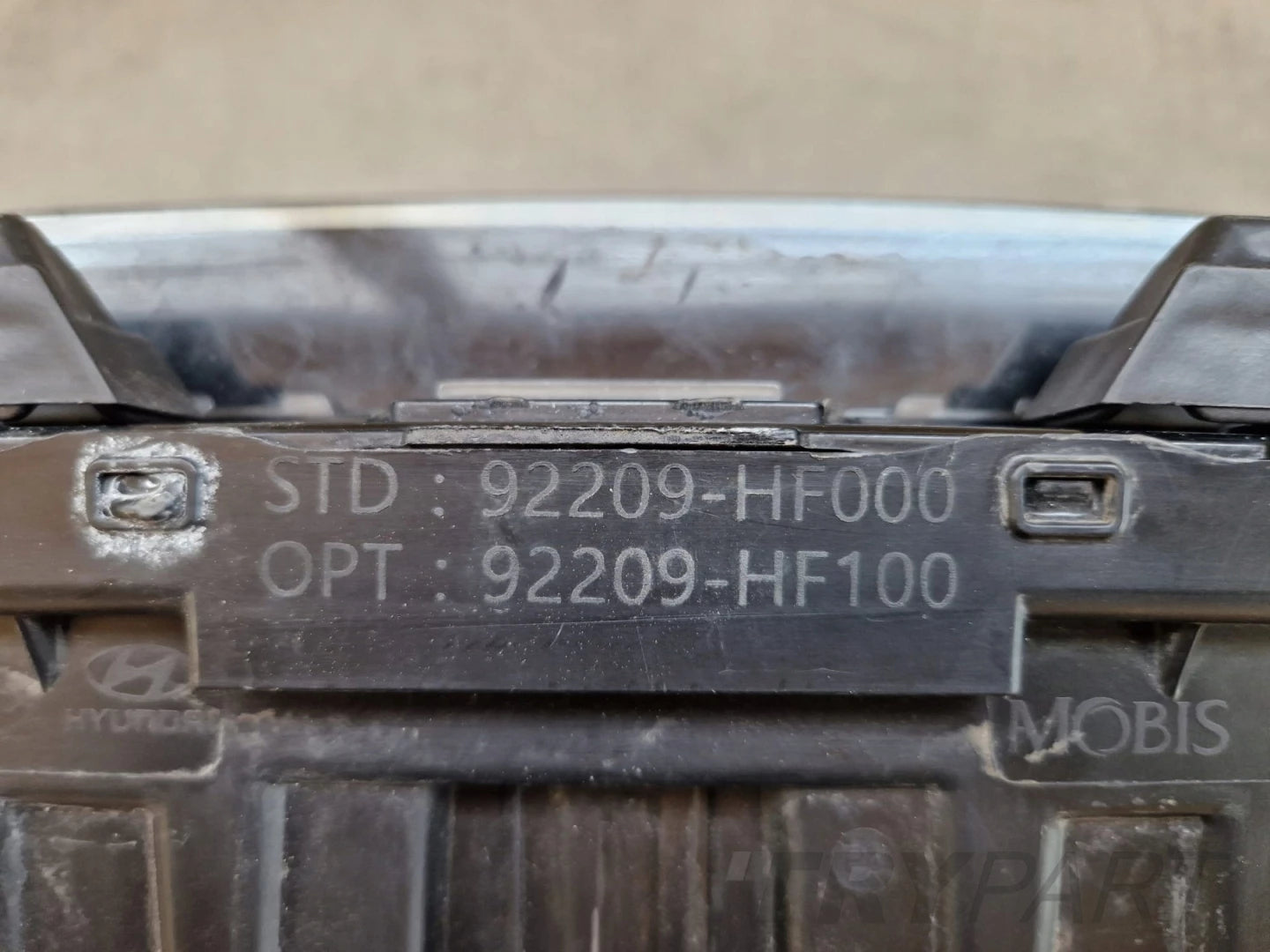 Front Lamp Hyundai Kona EV LED DRL 22- 92209-HF000