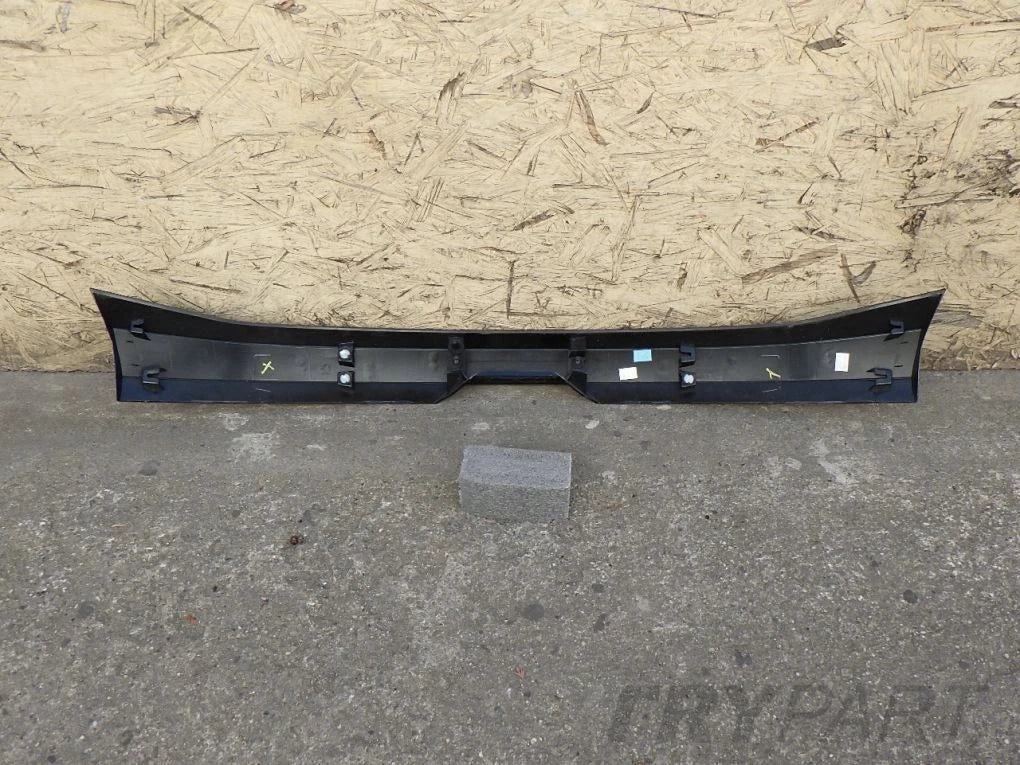 PEUGEOT 208 II 2019- hood cover trim strip