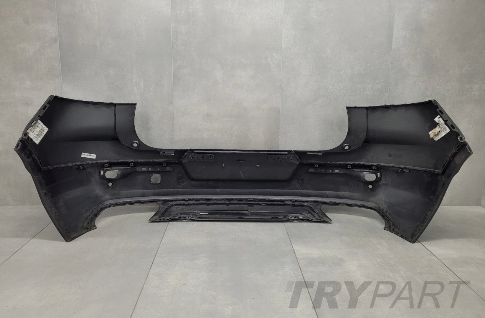 Rear Bumper Volvo XC40 XC 40 R-Design 17-
