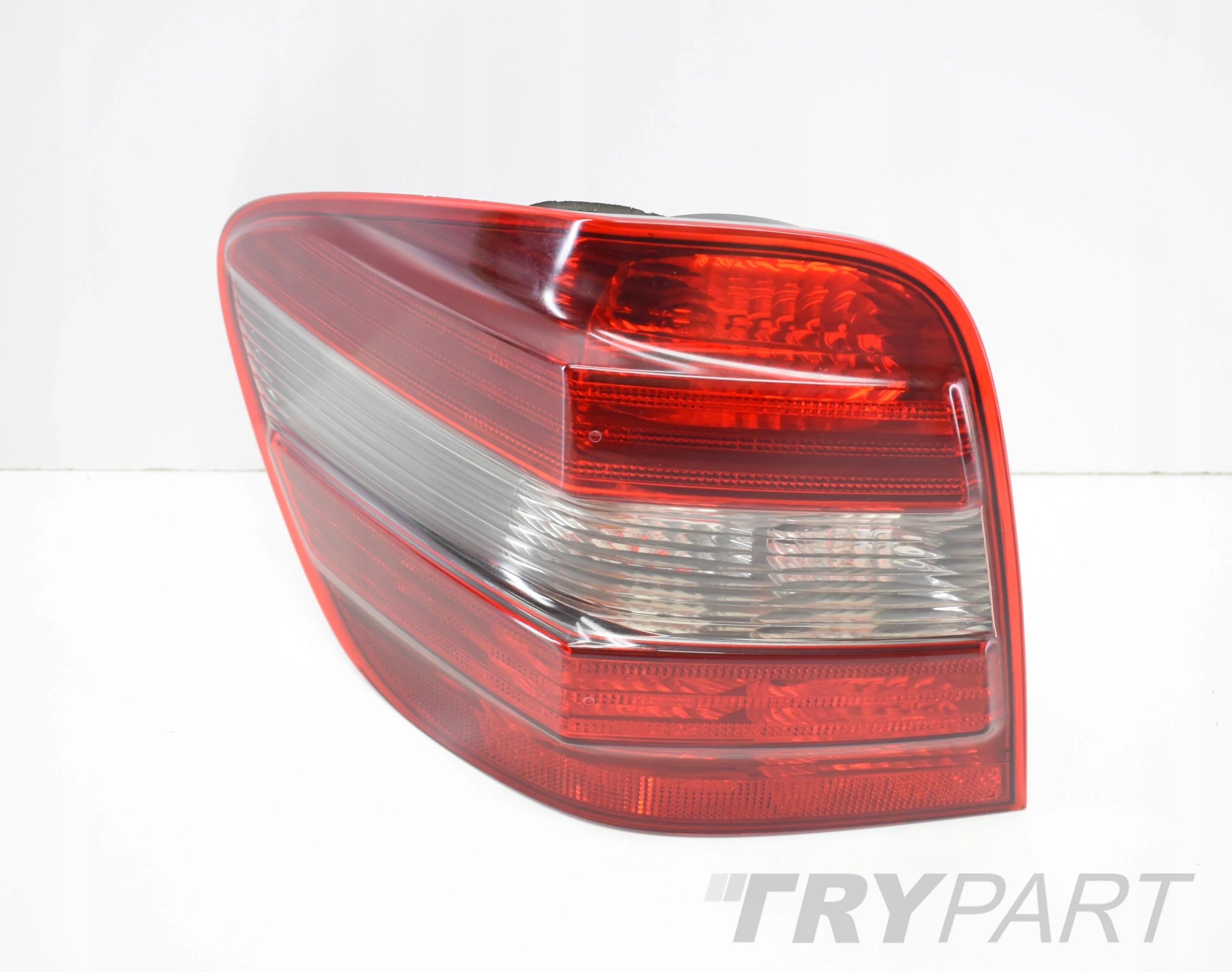 MERCEDES ML W164 LEFT REAR LIGHT EU DISASSEMBLY