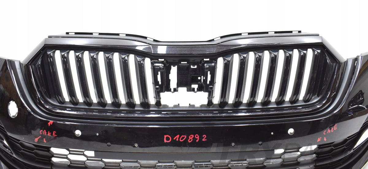 SKODA OCTAVIA IV 5E FRONT BUMPER ORG + GRILLES + GRILL + FOG LIGHT