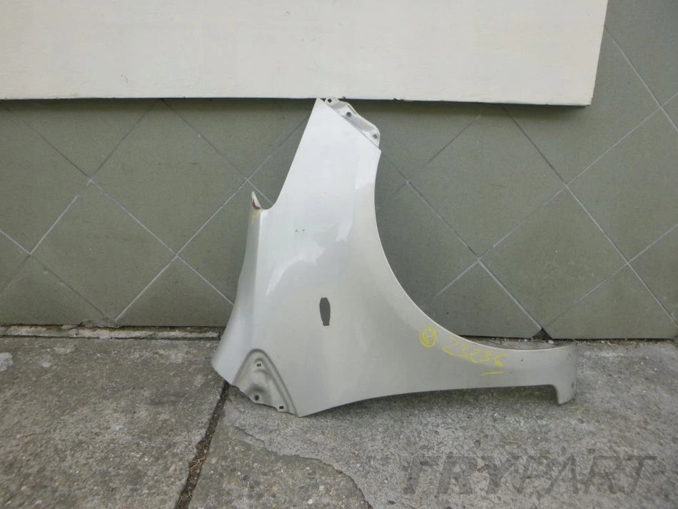 TOYOTA YARIS II 06- Front Right Fender