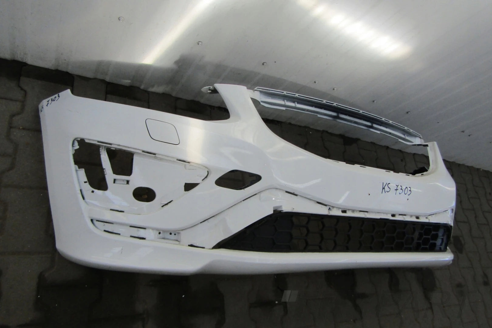 Front Bumper Volvo XC60 Lift R-Design 13-17