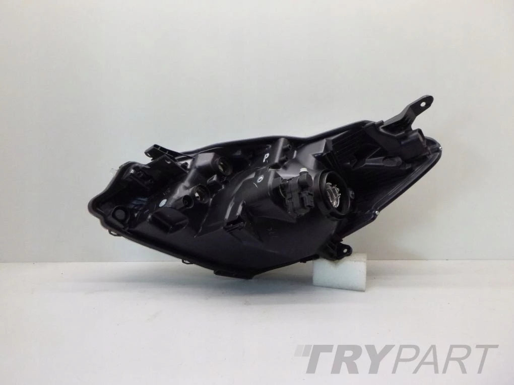 TOYOTA YARIS III LIFT 13- Right Headlight