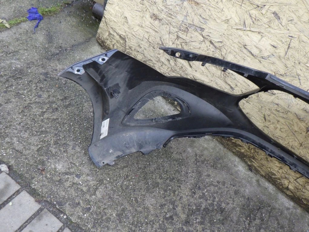 MERCEDES CLA 118 W118 LIFT 23- front bumper