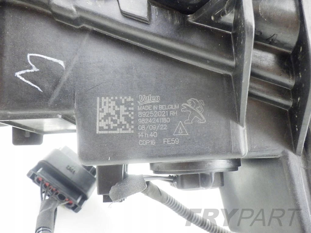 PEUGEOT 2008 II 2 19- HALOGEN LED DRL RIGHT