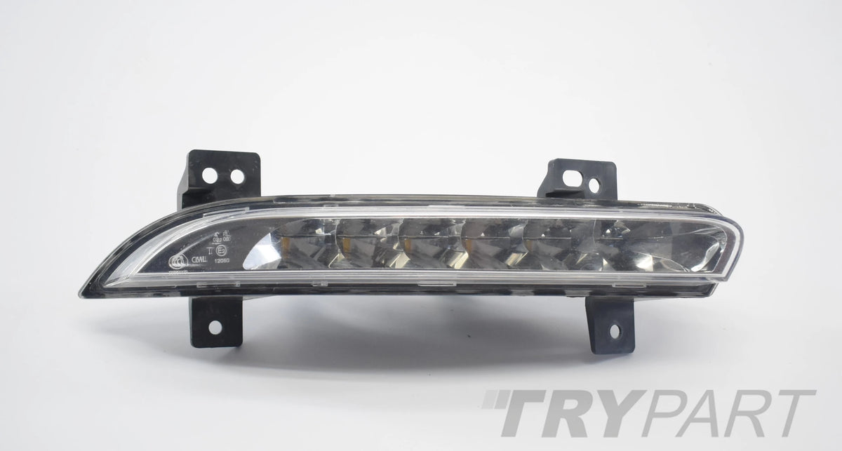RENAULT FLUENCE RIGHT HEADLIGHT LED DRL ORG EU