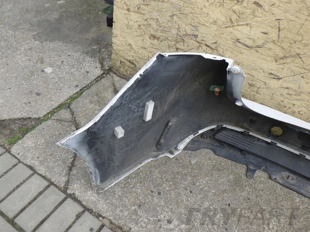 TOYOTA COROLLA E21 LIFT KOMBI 21- rear bumper