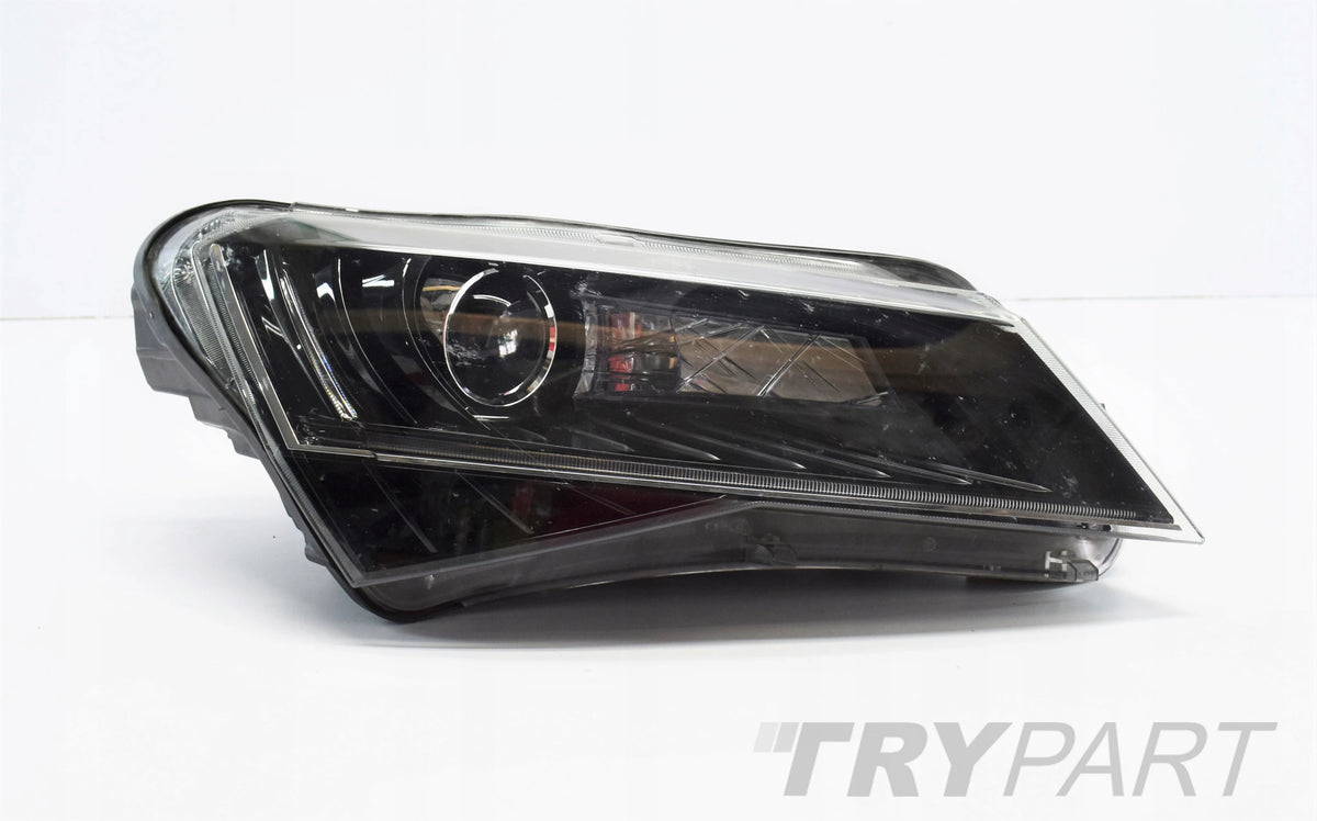 SUPERB III 3V HEADLIGHT RIGHT FRONT EU ORG