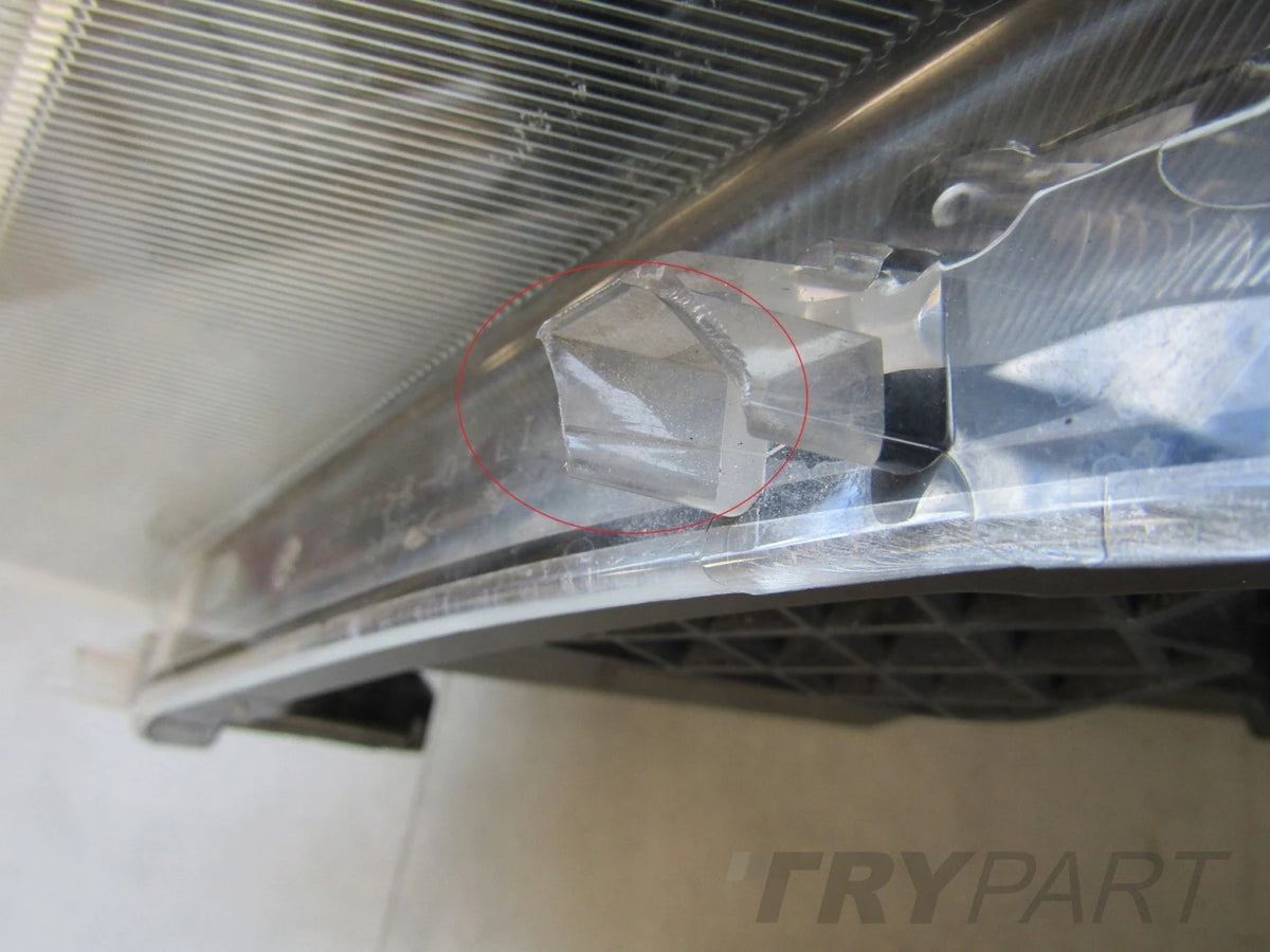 Front Lamp Skoda Superb 3 III 3V1 XENON SWIVELING 15-19 LH
